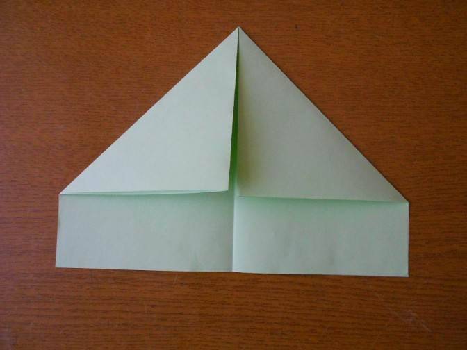 Прыгающая лягушка из бумаги