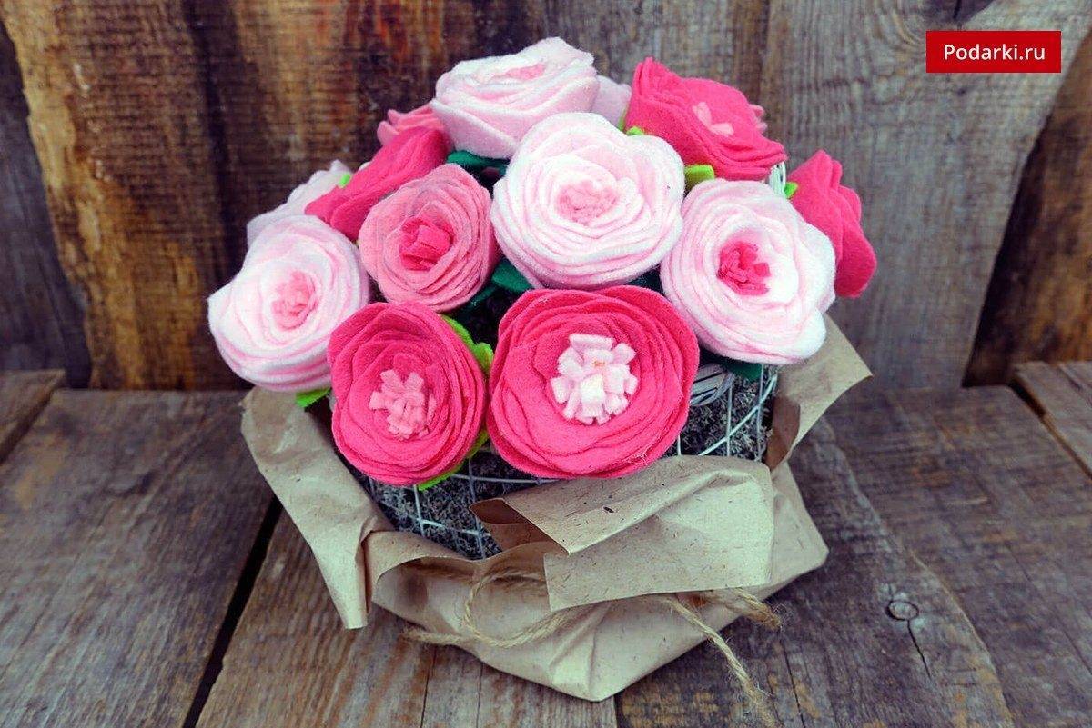 Красивые цветы из ткани