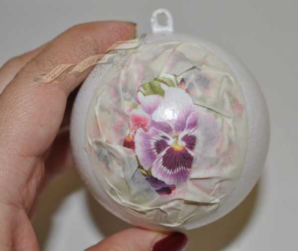 Роспись ёлочных шаров