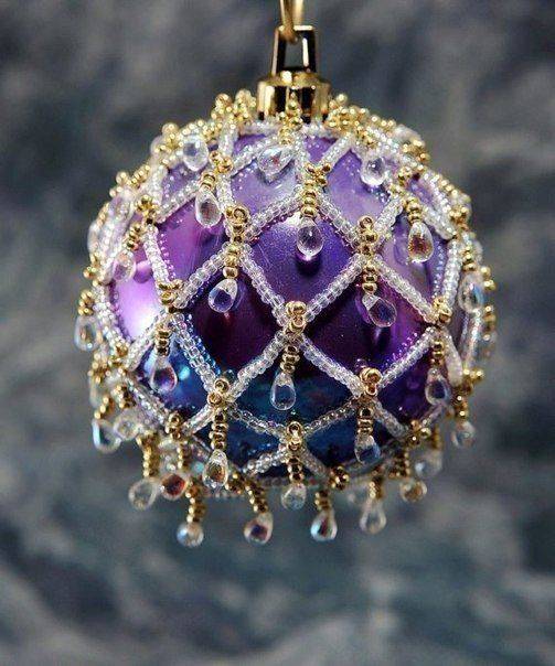 Фиалка из бисера — ТОП-120 фото оригинальных поделок из бисера. Простые схемы плетения фиалки своими руками + пошаговая инструкция