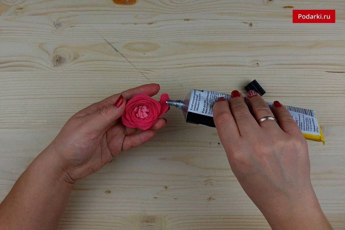 Красивые цветы из ткани