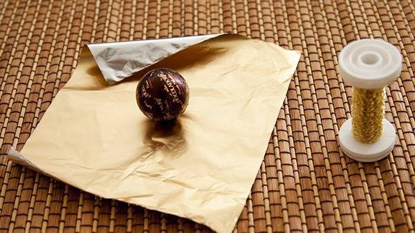 Букет из конфет своими руками: пошаговый мастер-класс по созданию букета из конфет. Обзоры оригинальных идей композиций с фото готовых работ