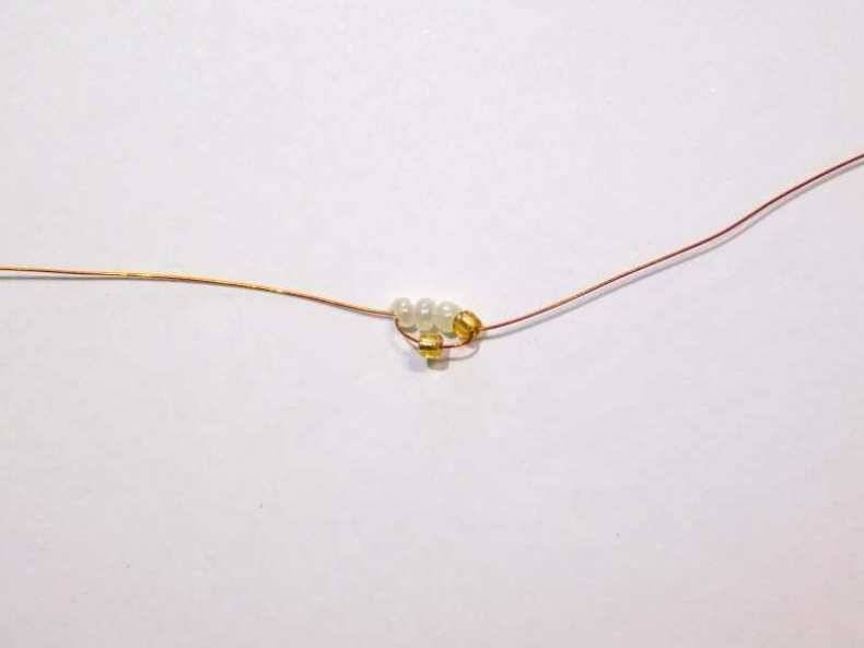 Фиалка из бисера — ТОП-120 фото оригинальных поделок из бисера. Простые схемы плетения фиалки своими руками + пошаговая инструкция