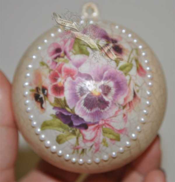 Роспись ёлочных шаров