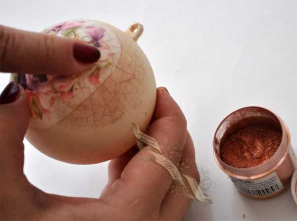 Роспись ёлочных шаров