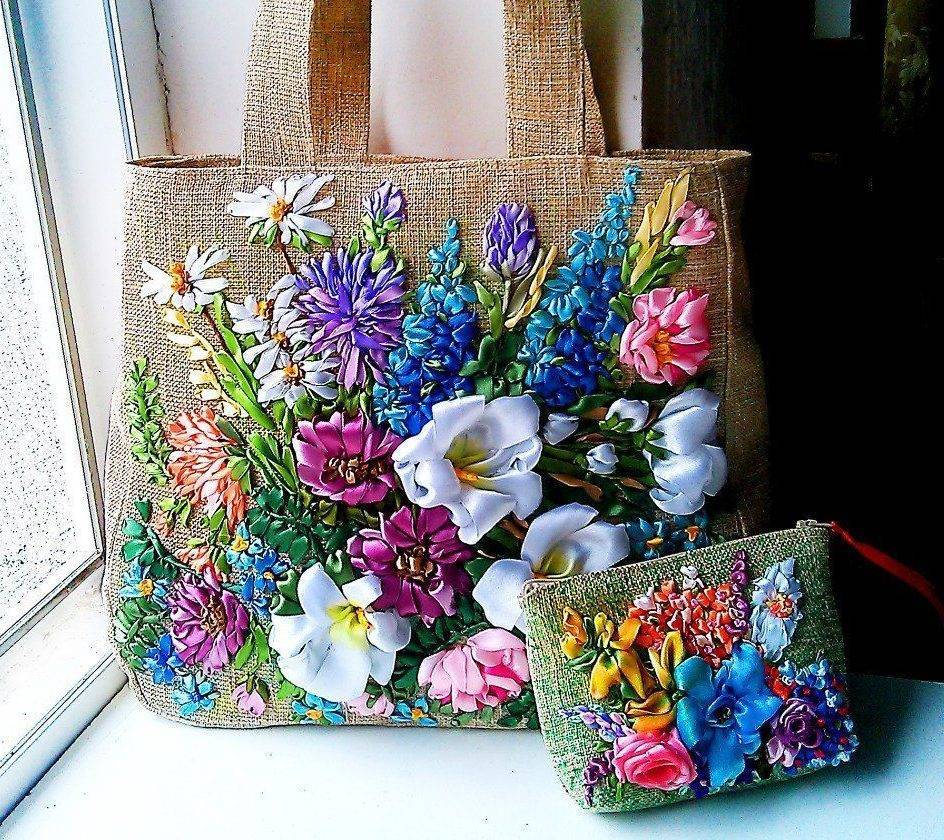 Цветы из лент ткани