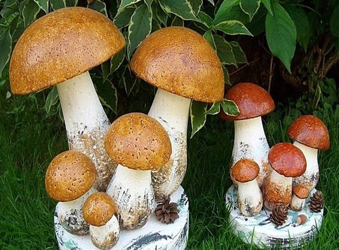 Садовые фигуры из монтажной пены