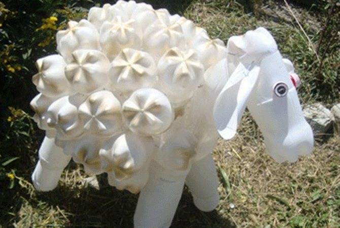 Поделки из пластиковых бутылок для детей
