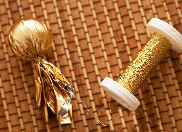 Букет из конфет своими руками: пошаговый мастер-класс по созданию букета из конфет. Обзоры оригинальных идей композиций с фото готовых работ