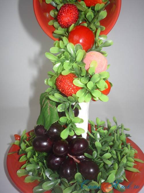 Парящая чашка с цветами канзаши