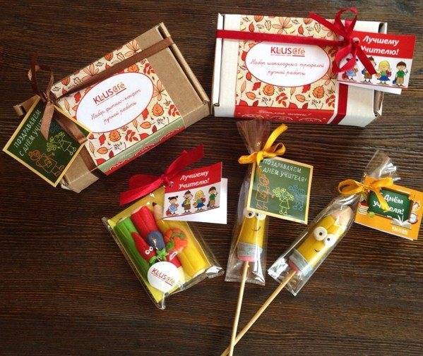 Что подарить учителю?