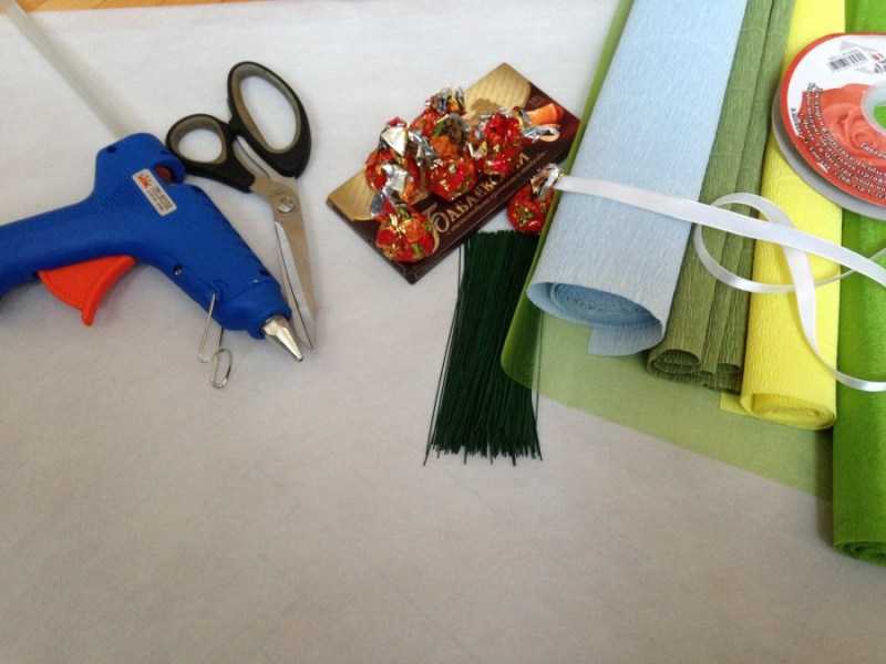 Букет из конфет своими руками: пошаговый мастер-класс по созданию букета из конфет. Обзоры оригинальных идей композиций с фото готовых работ