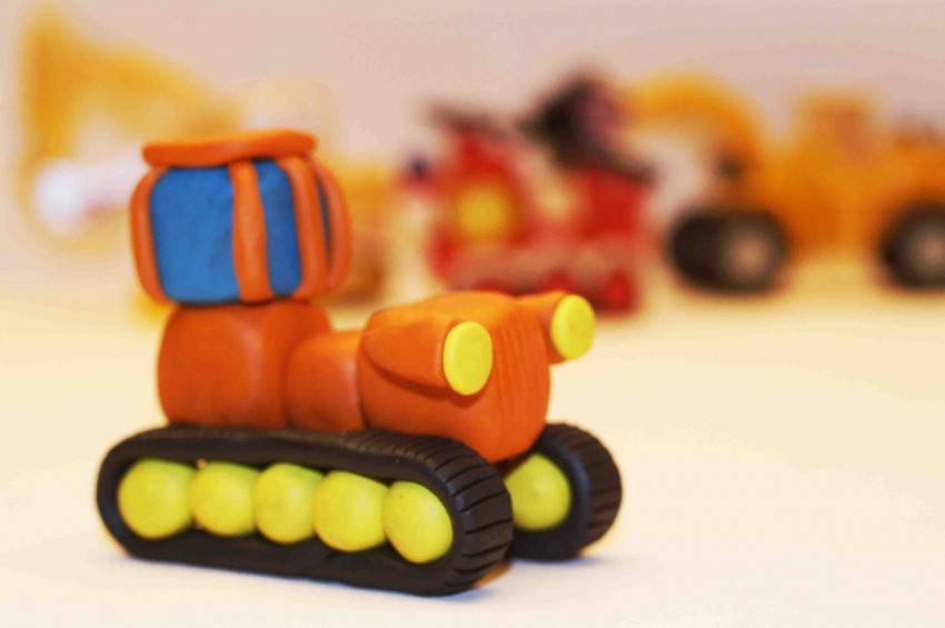 Машина из пластилина: простые схемы и нестандартные идеи поделок из пластилина. Пошаговые инструкции по изготовлению машины своими руками с фото-обзорами