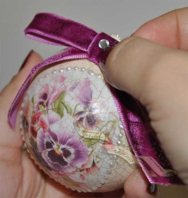 Роспись ёлочных шаров