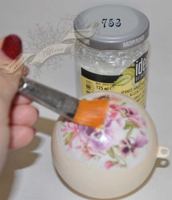 Роспись ёлочных шаров