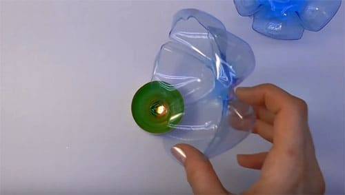 Цветы из пластиковых бутылок — подборка оригинальных идей поделок. Пошаговая инструкция как сделать цветы своими руками + фото-обзоры