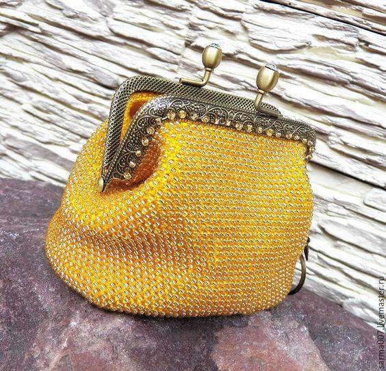 Фиалка из бисера — ТОП-120 фото оригинальных поделок из бисера. Простые схемы плетения фиалки своими руками + пошаговая инструкция