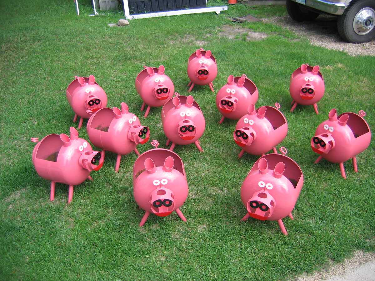 Поделки из пластиковых бутылок — обзоры оригинальных идей. Новинки, пошаговые мастер-классы для начинающих + 120 фото