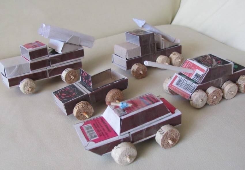 Машина из пластилина: простые схемы и нестандартные идеи поделок из пластилина. Пошаговые инструкции по изготовлению машины своими руками с фото-обзорами