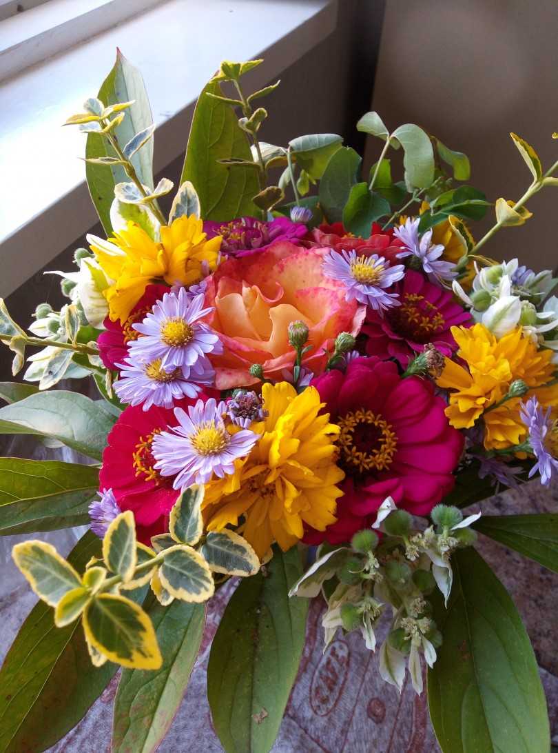 Поделки из живых цветов