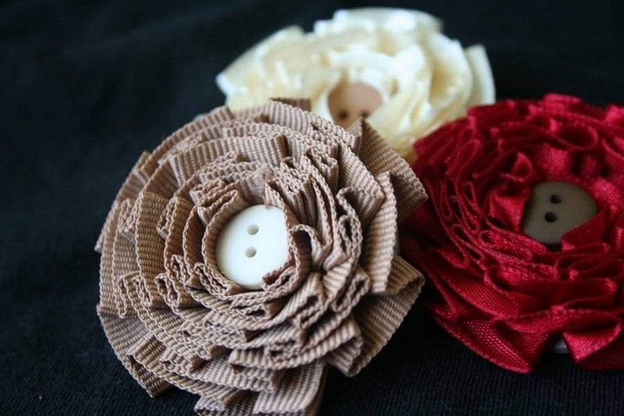 Поделки из атласных лент