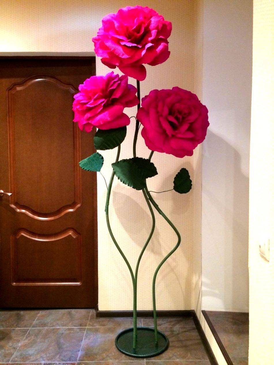 Цветы из гофрированной бумаги своими руками — лучший мастер-класс для начинающих с рекомендациями мастеров пошагово + оригинальные примеры поделок (190 фото)