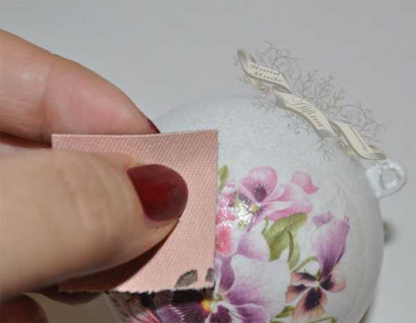 Роспись ёлочных шаров