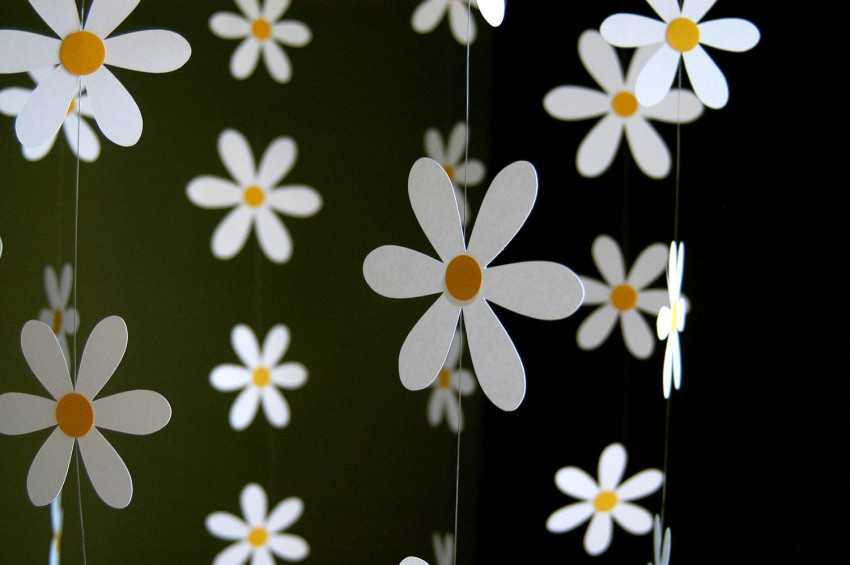 Огромные цветы из бумаги