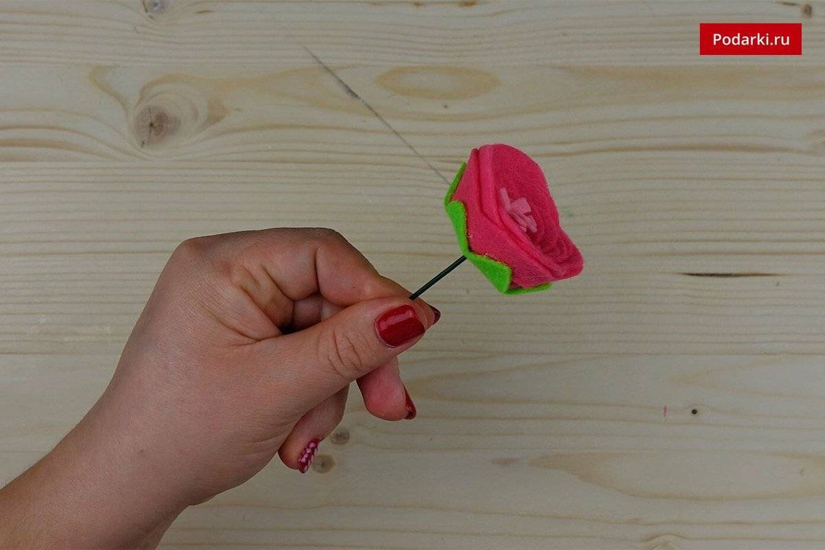 Красивые цветы из ткани