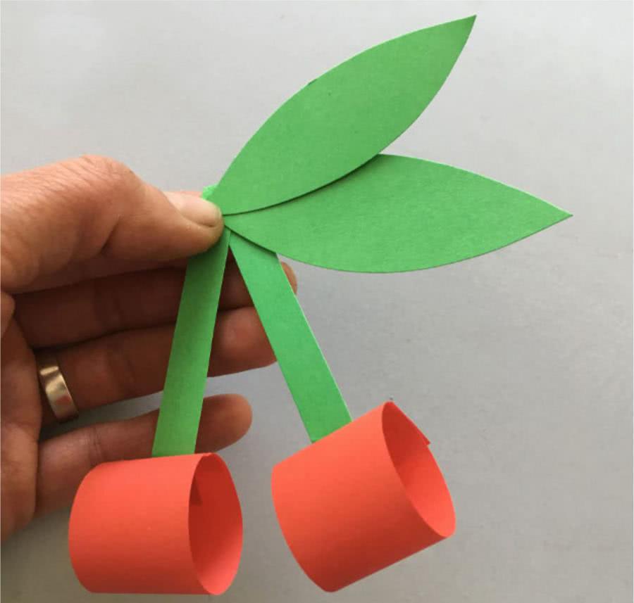 Поделки для детей 2 лет: простой мастер-класс по созданию детских поделок. Обзоры красивых и быстрых изделий с фото и видео-обзорами