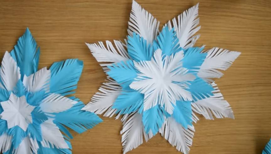 Объемные снежинки из бумаги