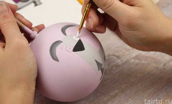 Роспись ёлочных шаров