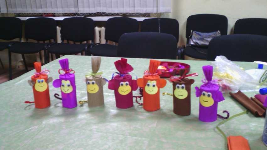 Поделки из втулок